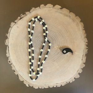 Necklace and Charm 90’s style